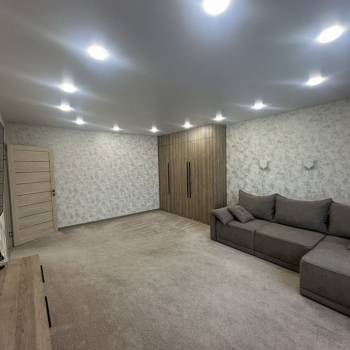 Продается 2-х комнатная квартира, 67,9 м²