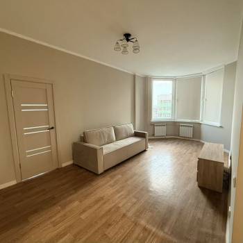 Сдается 2-х комнатная квартира, 65 м²