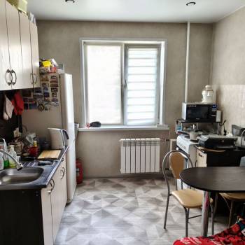 Продается 1-комнатная квартира, 40,8 м²