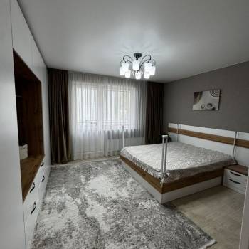 Продается 1-комнатная квартира, 41 м²