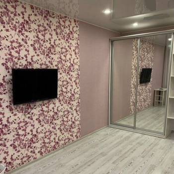 Продается 1-комнатная квартира, 32 м²