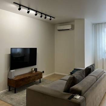 Сдается 2-х комнатная квартира, 64 м²