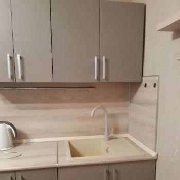 Продается 1-комнатная квартира, 42 м²