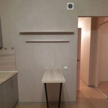 Продается 1-комнатная квартира, 42 м²