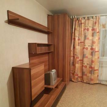 Продается 1-комнатная квартира, 42 м²