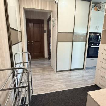 Сдается Многокомнатная квартира, 60 м²