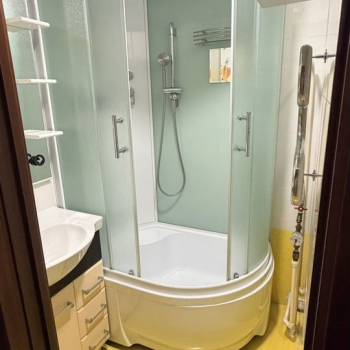 Сдается Многокомнатная квартира, 60 м²