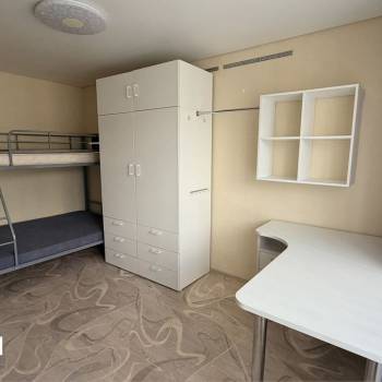 Сдается Многокомнатная квартира, 60 м²