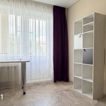 Сдается Многокомнатная квартира, 60 м²