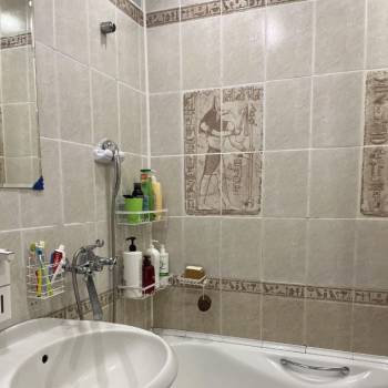 Продается Многокомнатная квартира, 84 м²