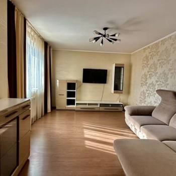 Сдается 2-х комнатная квартира, 56 м²