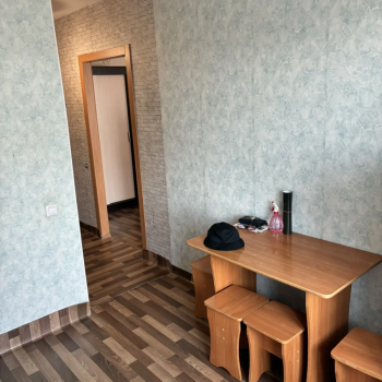 Продается 1-комнатная квартира, 37,5 м²