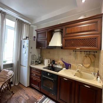 Продается 3-х комнатная квартира, 77 м²