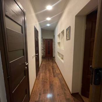 Продается 3-х комнатная квартира, 77 м²