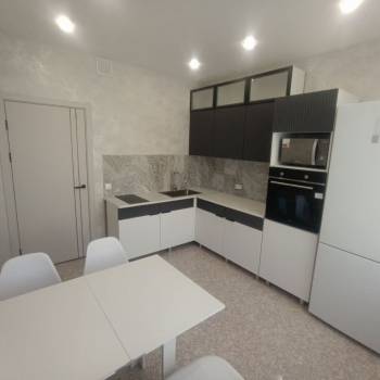 Сдается 1-комнатная квартира, 39 м²