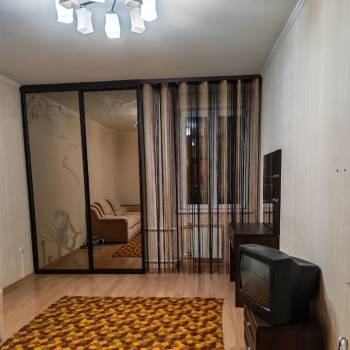 Сдается 1-комнатная квартира, 45 м²