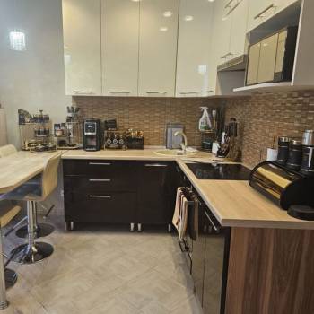 Продается 1-комнатная квартира, 46,9 м²