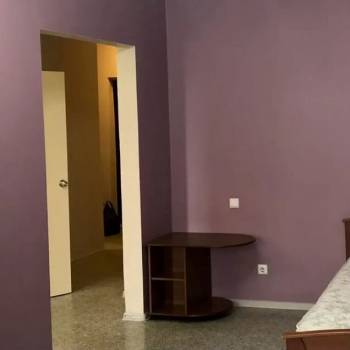 Продается 1-комнатная квартира, 40 м²