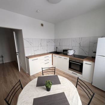 Продается 2-х комнатная квартира, 52 м²
