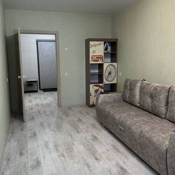 Сдается 1-комнатная квартира, 43,5 м²