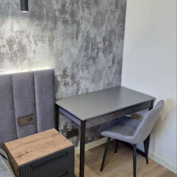 Сдается 1-комнатная квартира, 409 м²