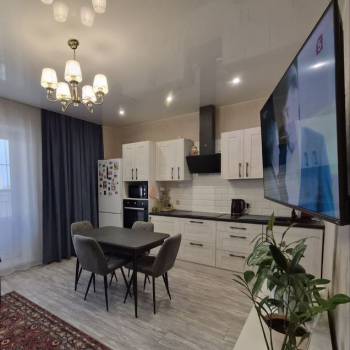 Продается 1-комнатная квартира, 42,4 м²