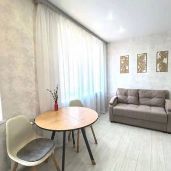 Продается 1-комнатная квартира, 28,4 м²