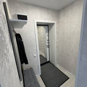 Продается 1-комнатная квартира, 28,4 м²