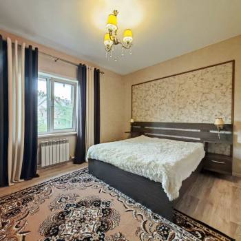 Продается Дом, 270 м²