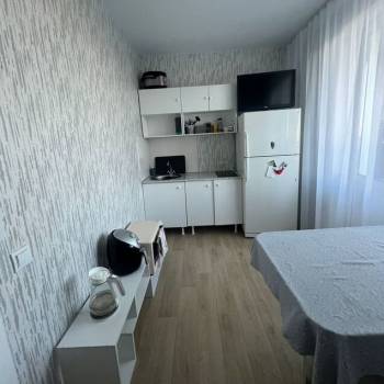 Сдается 1-комнатная квартира, 37 м²