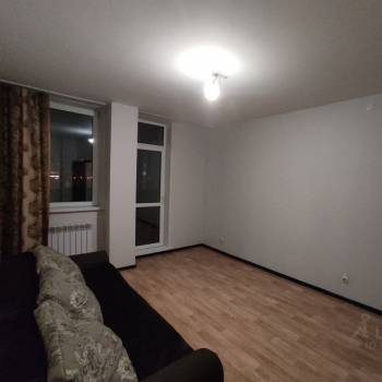 Сдается 1-комнатная квартира, 42 м²