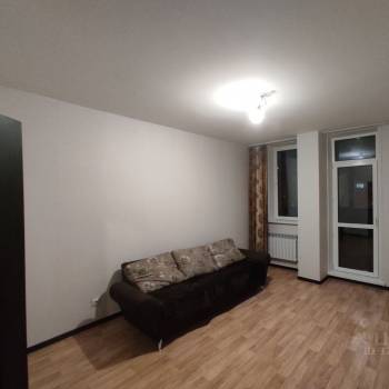 Сдается 1-комнатная квартира, 42 м²