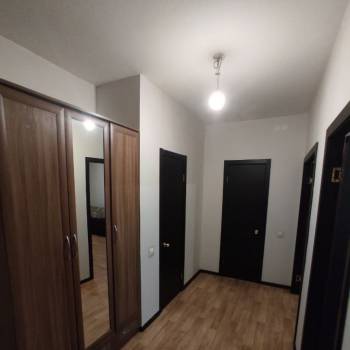 Сдается 1-комнатная квартира, 42 м²