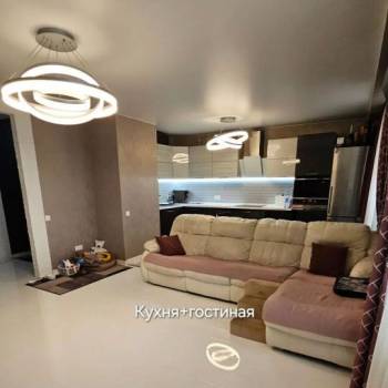 Продается Многокомнатная квартира, 86 м²