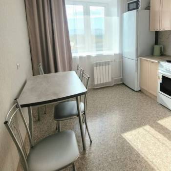 Сдается 2-х комнатная квартира, 56,2 м²