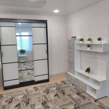 Продается 2-х комнатная квартира, 42 м²