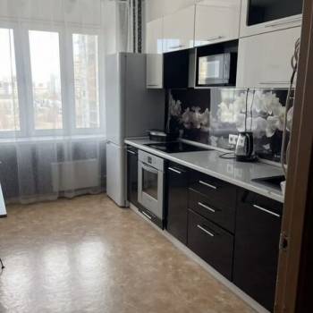 Сдается 1-комнатная квартира, 42,9 м²