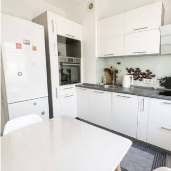 Сдается 1-комнатная квартира, 43 м²
