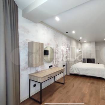 Продается 3-х комнатная квартира, 157,7 м²