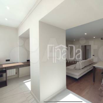 Продается 3-х комнатная квартира, 157,7 м²