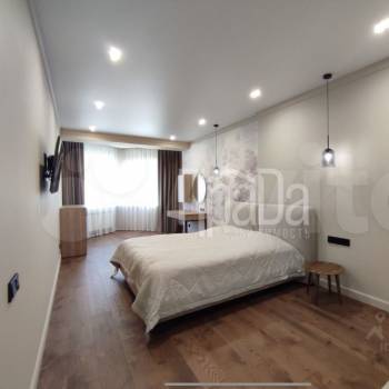 Продается 3-х комнатная квартира, 157,7 м²