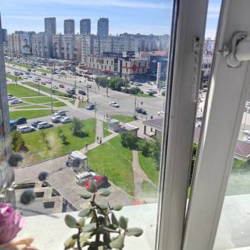 Продается 3-х комнатная квартира, 98 м²