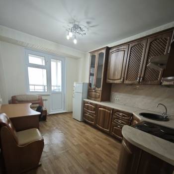 Сдается 1-комнатная квартира, 46 м²