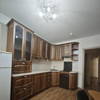 Сдается 1-комнатная квартира, 46 м²