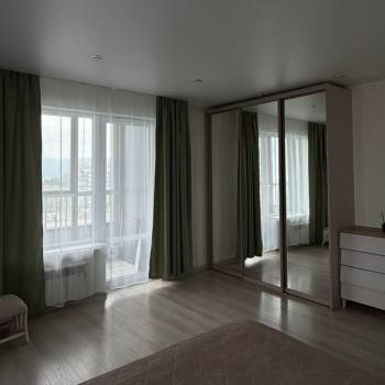 Сдается 1-комнатная квартира, 50 м²