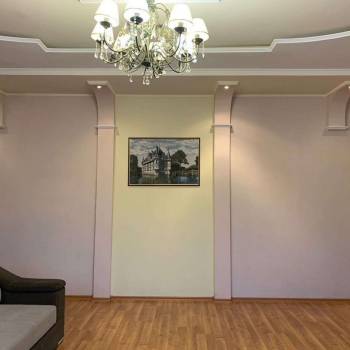 Продается Многокомнатная квартира, 120 м²