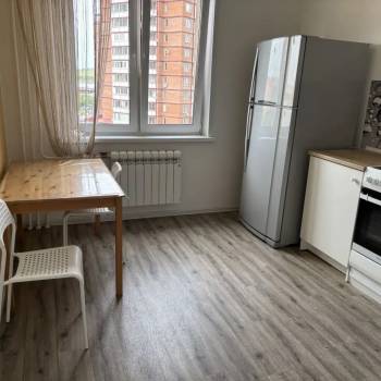 Продается 1-комнатная квартира, 43,1 м²