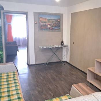 Сдается Многокомнатная квартира, 60 м²