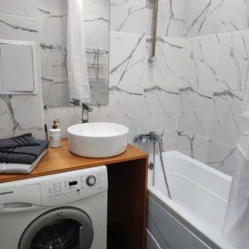 Сдается Многокомнатная квартира, 58 м²