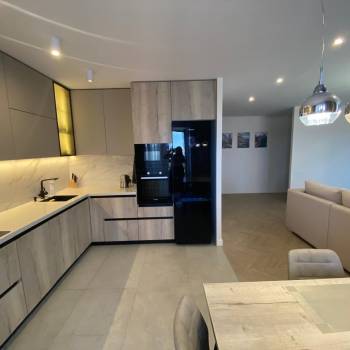 Продается Многокомнатная квартира, 112 м²